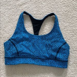 Lululemon sports bra